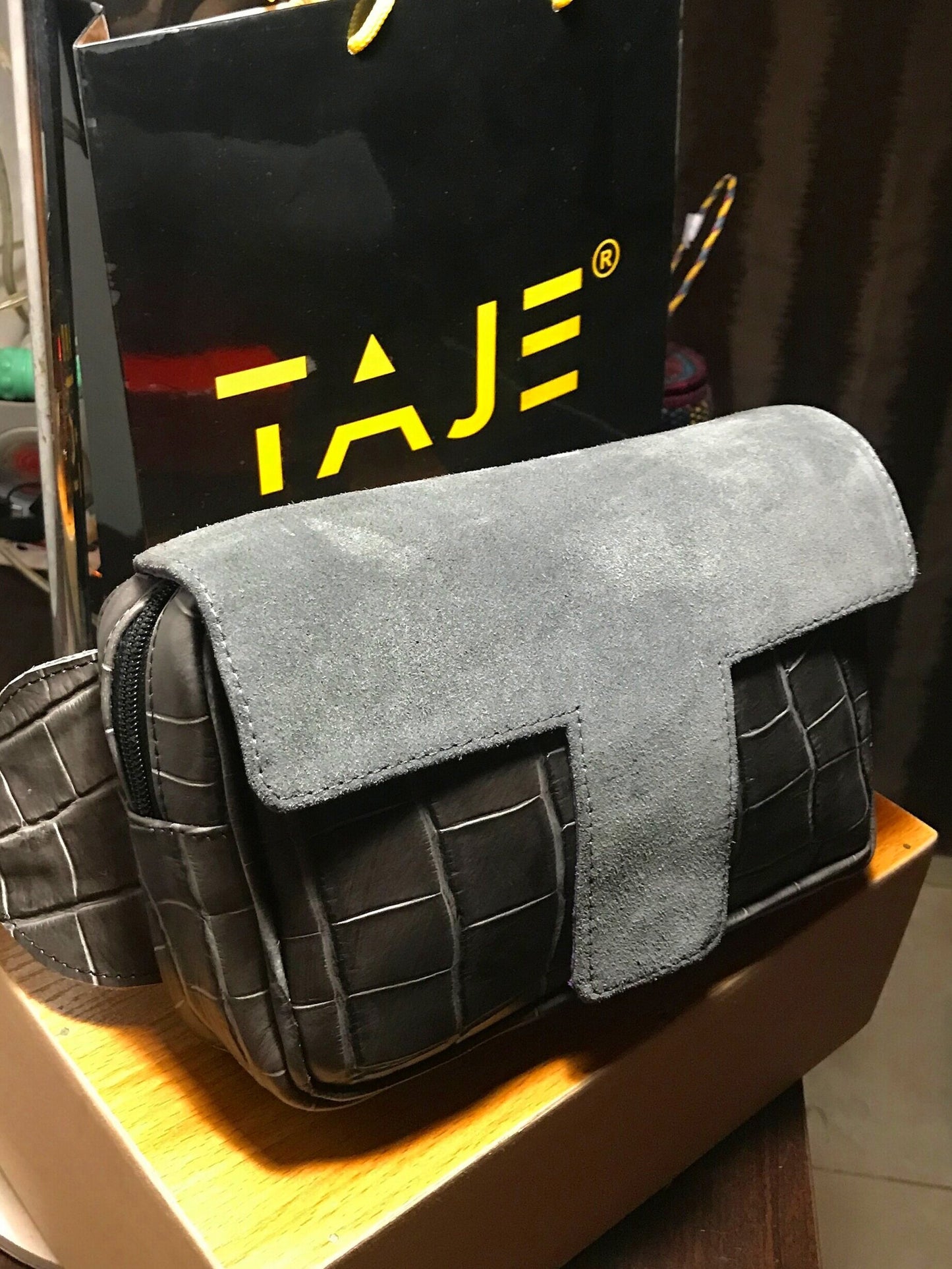 GREY BLACK CROCSKIN X SUEDE T PACK